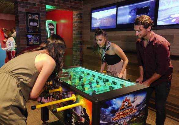 Royal Caribbean International, Mariner of the Seas, Playmakers Fussball.jpg